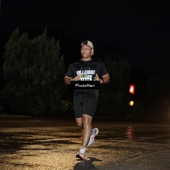 Runner Photo 9156679