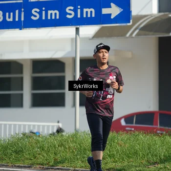 Runner Photo 9156681