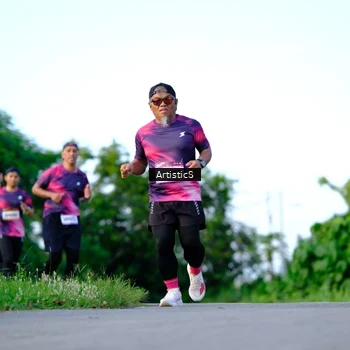 Runner Photo 9156789