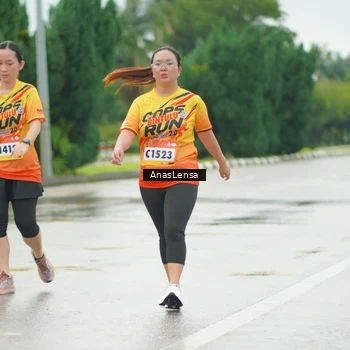 Runner Photo 9156792