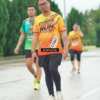 Runner Photo 9156798
