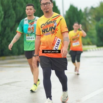Runner Photo 9156813