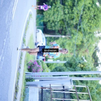 Runner Photo 9156854