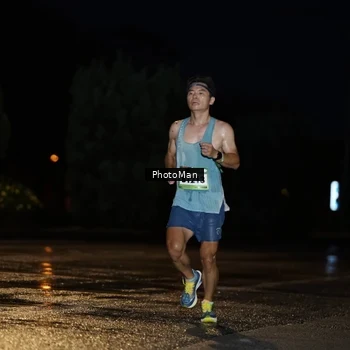 Runner Photo 9156858