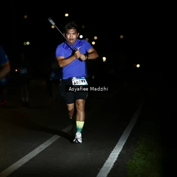 Runner Photo 9156873