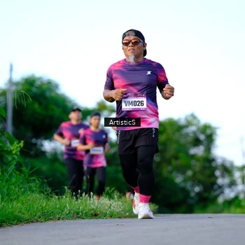 Runner Photo 9156880