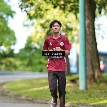 Runner Photo 9156930