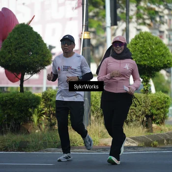 Runner Photo 9157256