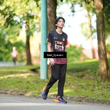 Runner Photo 9157384