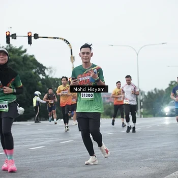 Runner Photo 9157646