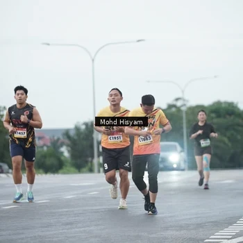 Runner Photo 9157709