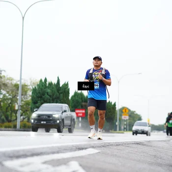 Runner Photo 9158246