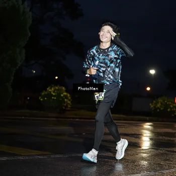 Runner Photo 9158930