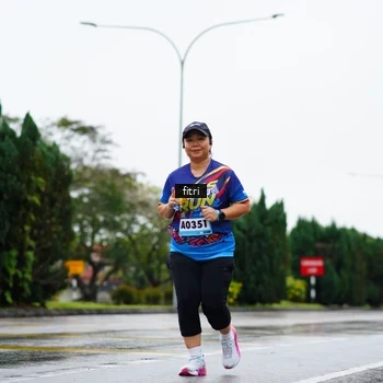 Runner Photo 9159017