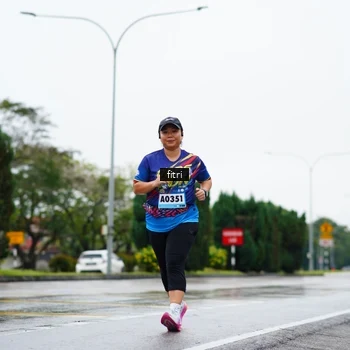 Runner Photo 9159046