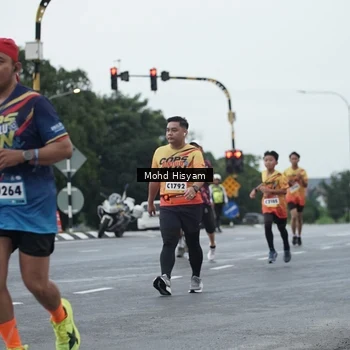 Runner Photo 9159049