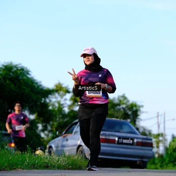 Runner Photo 9159261