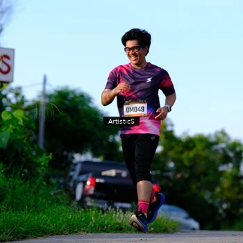 Runner Photo 9159355