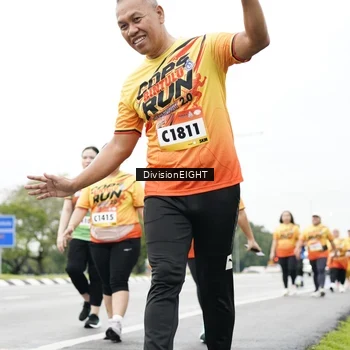 Runner Photo 9159434
