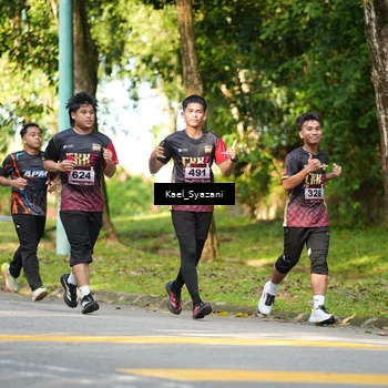 Runner Photo 9159444