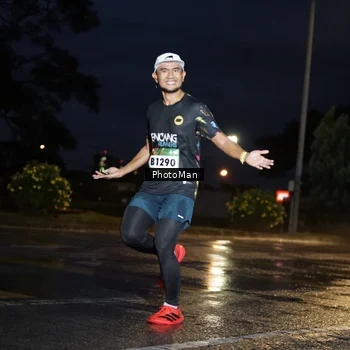 Runner Photo 9159553