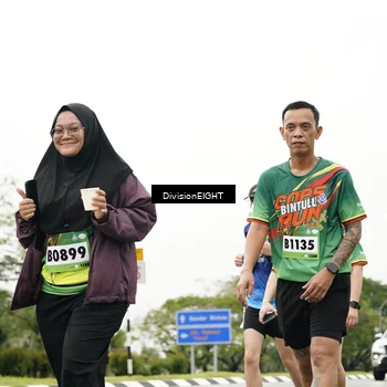 Runner Photo 9159681