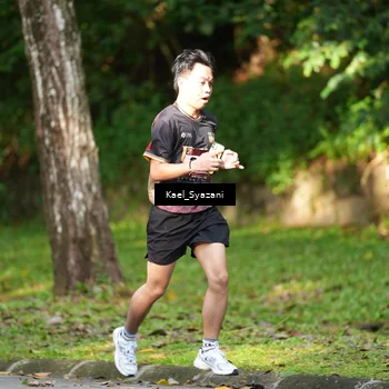Runner Photo 9160025