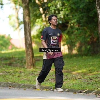 Runner Photo 9160198
