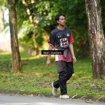 Runner Photo 9160236