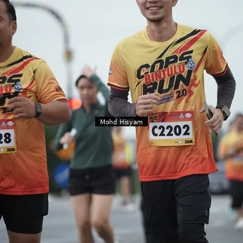 Runner Photo 9160311