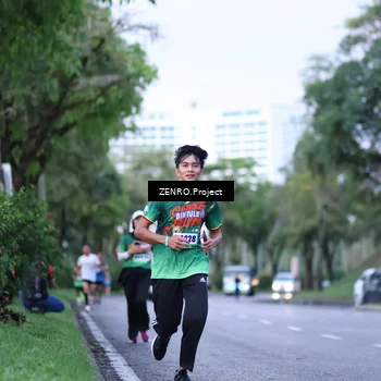 Runner Photo 9160499