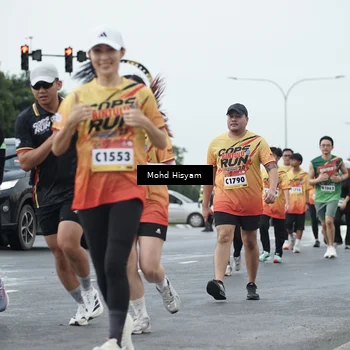 Runner Photo 9160700