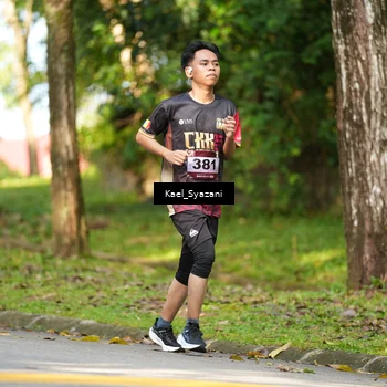 Runner Photo 9161312