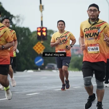 Runner Photo 9162081