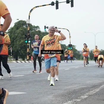 Runner Photo 9162399