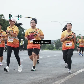 Runner Photo 9162548