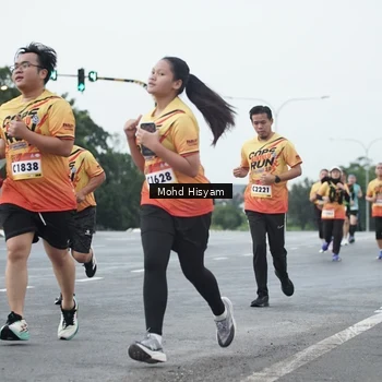 Runner Photo 9162559