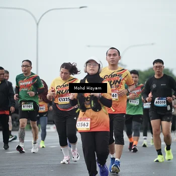 Runner Photo 9162624