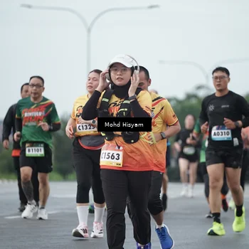 Runner Photo 9162675