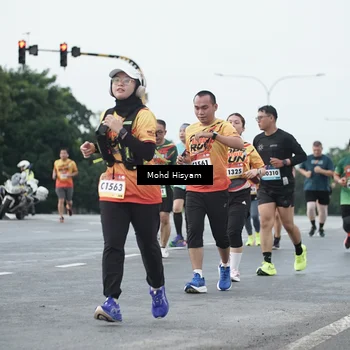 Runner Photo 9162729