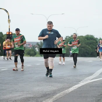 Runner Photo 9162911