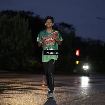Runner Photo 9163844