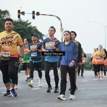 Runner Photo 9164876