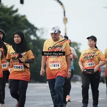 Runner Photo 9164994