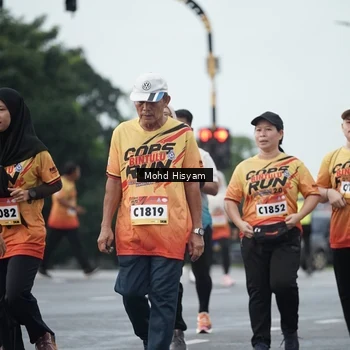 Runner Photo 9165036