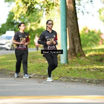 Runner Photo 9165227