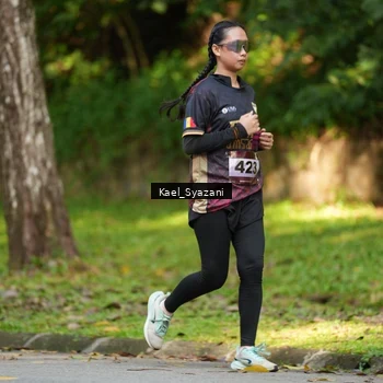 Runner Photo 9165253