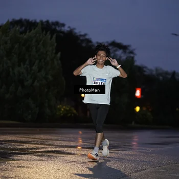 Runner Photo 9165498