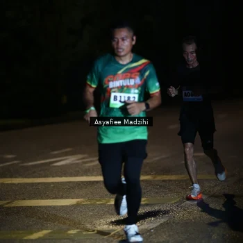 Runner Photo 9165505