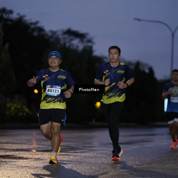 Runner Photo 9165762